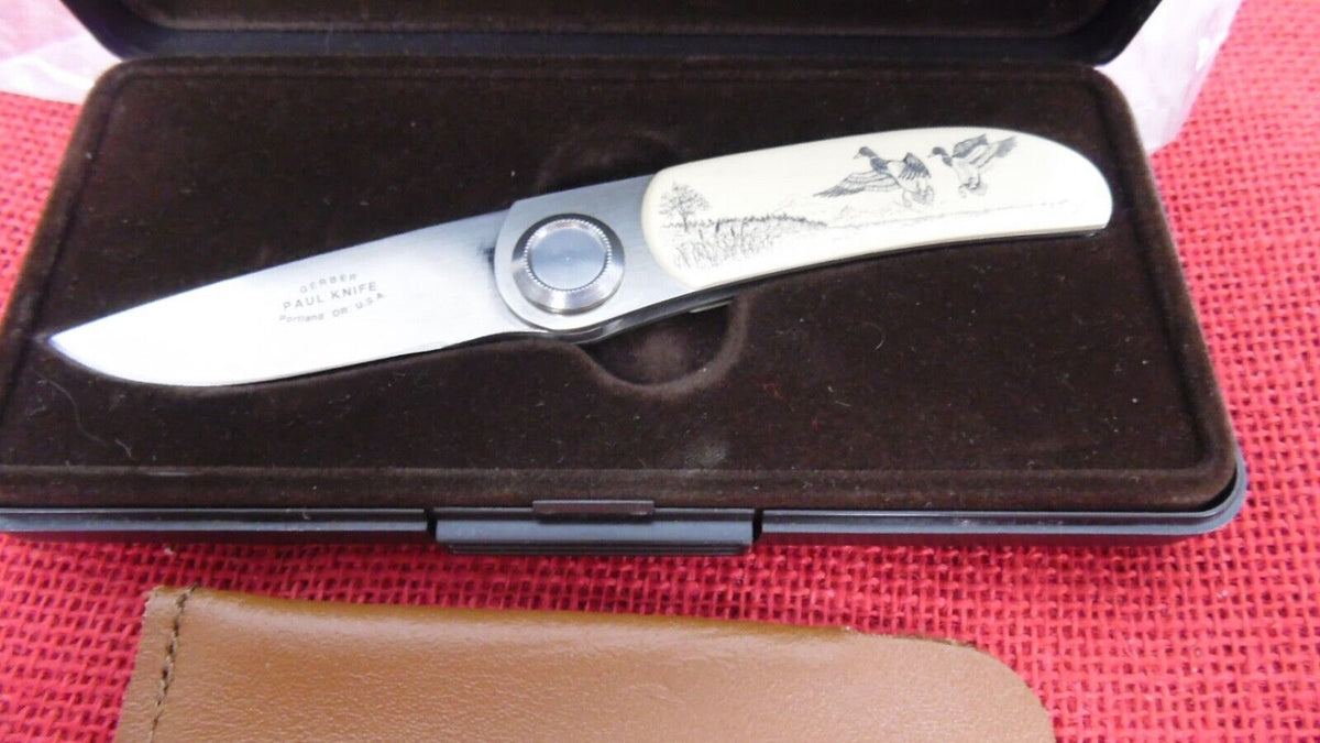 Gerber Paul Knife 2PS Landing Ducks Retriever Dog USA 1980