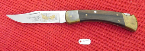 Buck 0110 110SP17 110 Folding Hunter Tribute Wyatt Earp Gold Etched Oak Handle Lockback Knife USA Made 2001 Lot#110-139